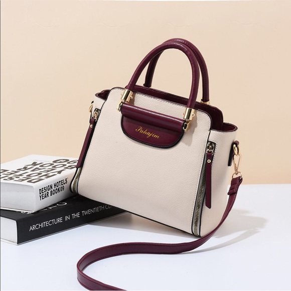 Elegant Faux Leather Handle Bag - Picture 2 of 2